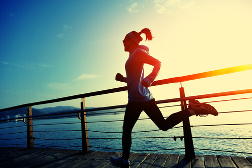 Mujer haciendo deporte