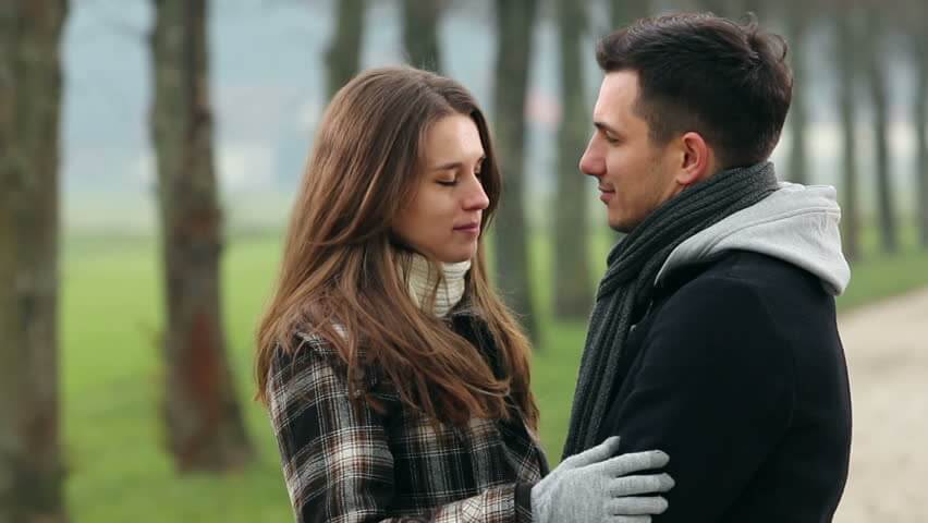 pareja simbolizando la idea de ¿pides perdón con frecuencia?