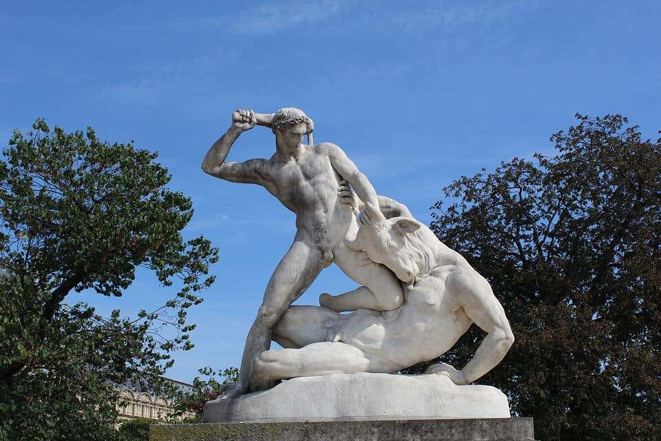 Estatua de Teseo
