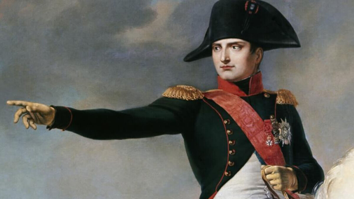 Napoleón Bonaparte montado en un caballo