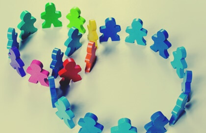 5 frases de Albert Bandura sobre el aprendizaje social