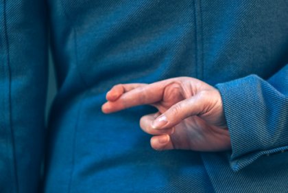 ¿Qué son las mentiras azules?