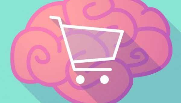 Cerebro con carrito de la compra para representar el psicomarketing