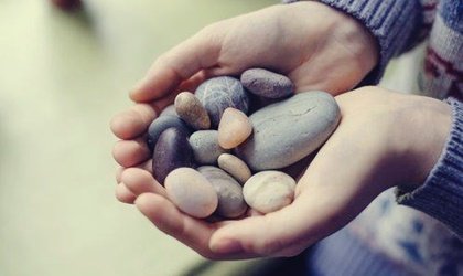 Emociones aflictivas: el peso que frena nuestra felicidad