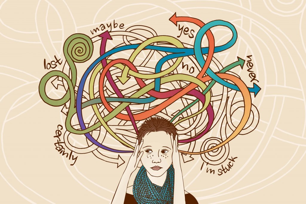 Mujer estresada pensando en muchas opciones