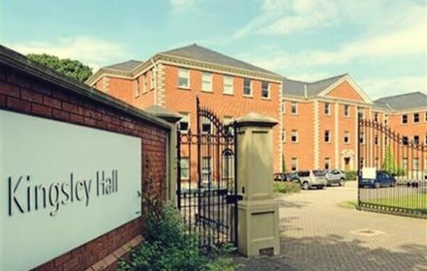 La fascinante historia del Kingsley Hall, el templo de la antipsiquiatría