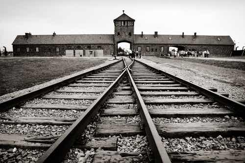Eine fantastische Liebesgeschichte in Auschwitz