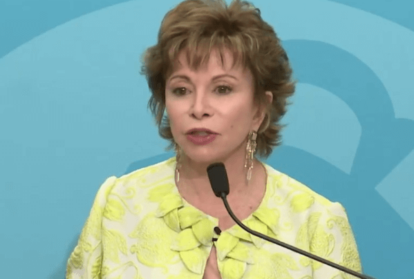 Isabel Allende en una conferencia
