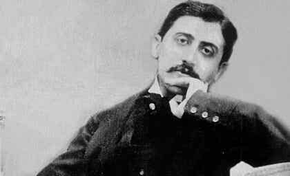 Marcel Proust, biografía del escritor de la nostalgia
