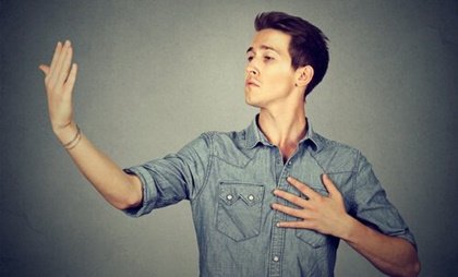 Ultracrepidianos: personas que dan su opinión sin conocimiento