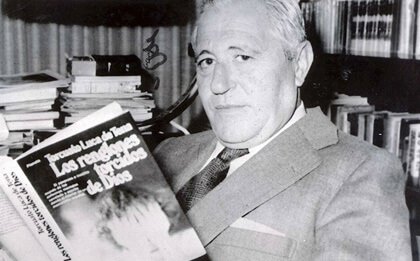 Torcuato Luca de Tena y su obra Los renglones torcidos de Dios
