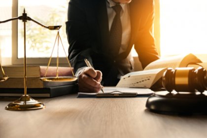 ¿Cuáles son las diferencias entre una ley y un decreto?