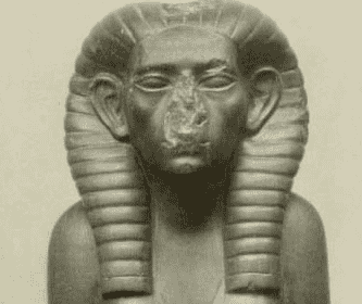 Estatua de Sobekneferu