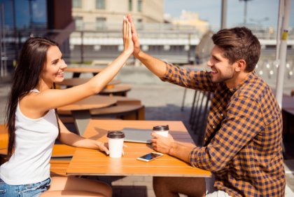 ¿Pueden las mujeres y los hombres ser solo amigos?