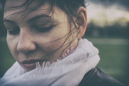 ¿Por qué me cuesta alegrarme por la felicidad de los demás?