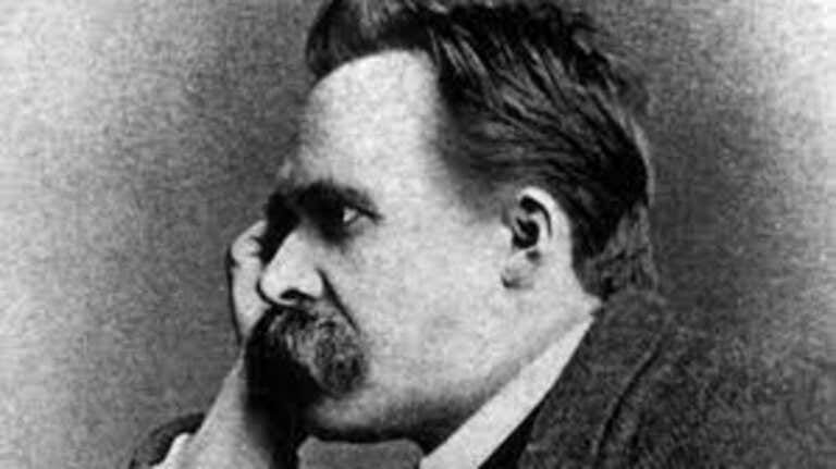 Friedrich Nietzsche: biografía del pensador más allá del bien y del mal