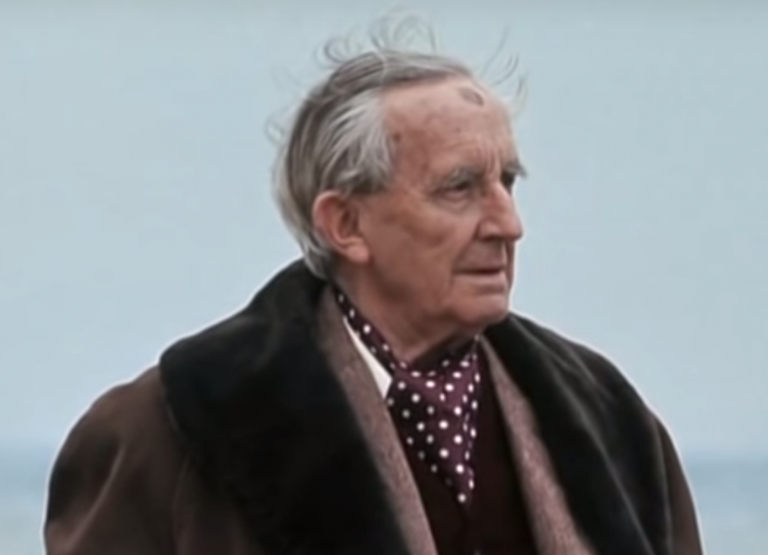 J.R.R. Tolkien, una vida de película