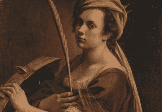 Mujer con una pluma en la mano