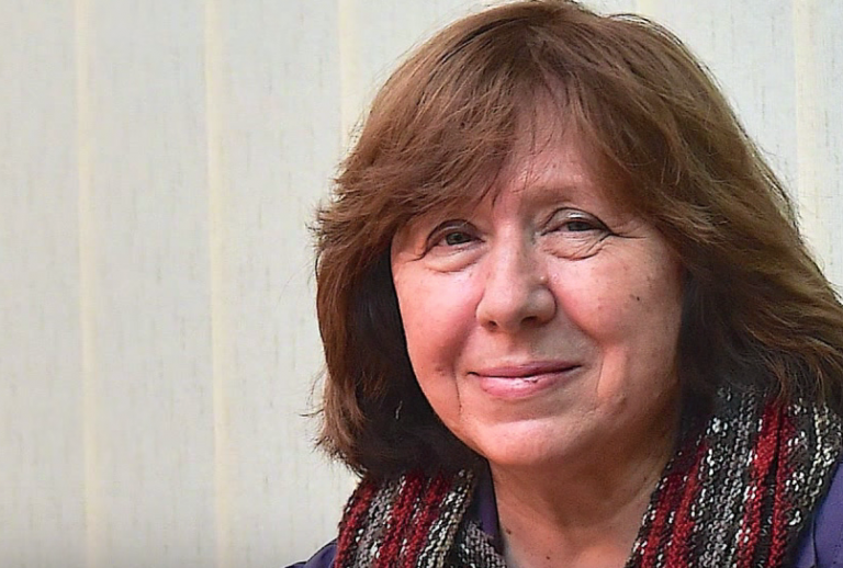 Svetlana Alexievich, biografía de una fabulosa cronista
