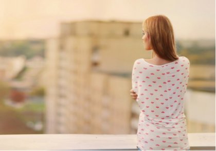 ¿Por qué nos atraen las personas que nos ignoran?