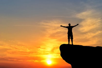 La omnipotencia o estar sentado en diez sillas al mismo tiempo