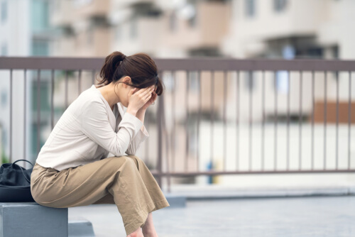 Mujer con ansiedad social
