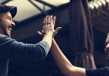 Las necesidades sociales: logro, poder y afiliación