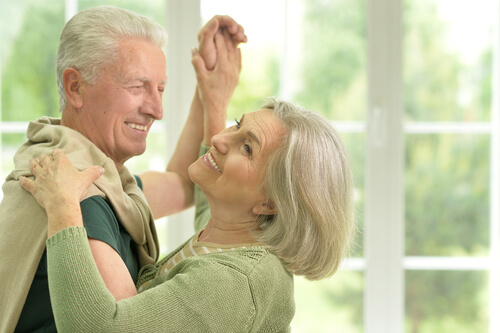 La vejez ya no llega a los 70