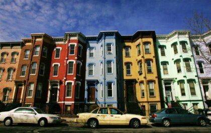 El acertijo de las 5 casas de Einstein, ¿te atreves?