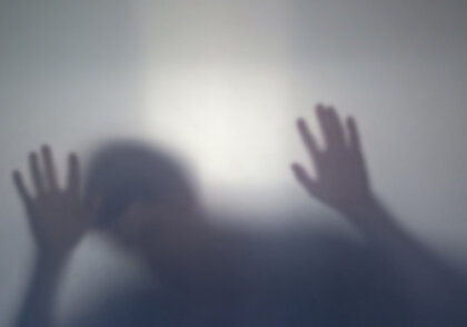 El caso del hombre que le disparó a su segunda cabeza