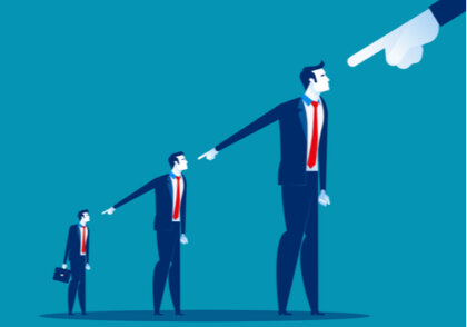 Culpar a los demás como estrategia