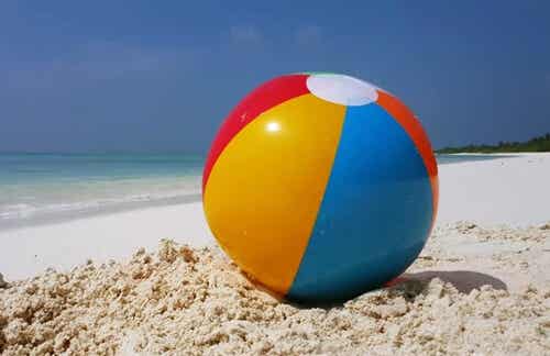 La metáfora de la pelota en la playa para regular las emociones