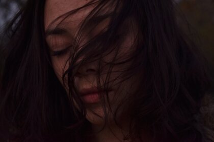 Sentir todo intensamente: las personas "esponjas emocionales"