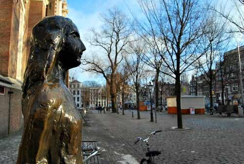 Estatua de Ana Frank