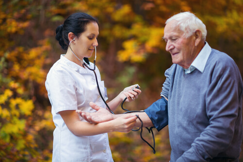 Relación entre hipertensión arterial y deterioro cognitivo