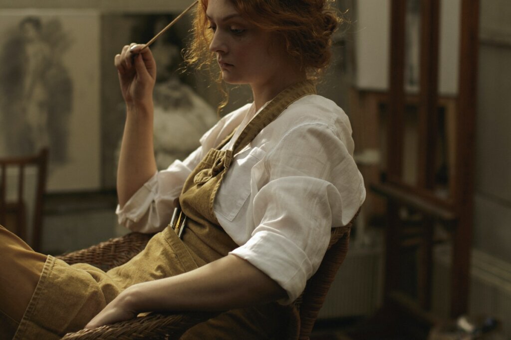 Meisje met een verloren blik