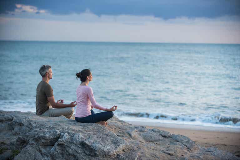 ¿La meditación ayuda a mejorar las relaciones con los demás?