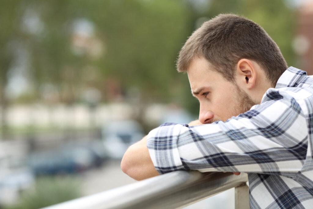 Boy thinking, depicting people who don't learn from their mistakes.