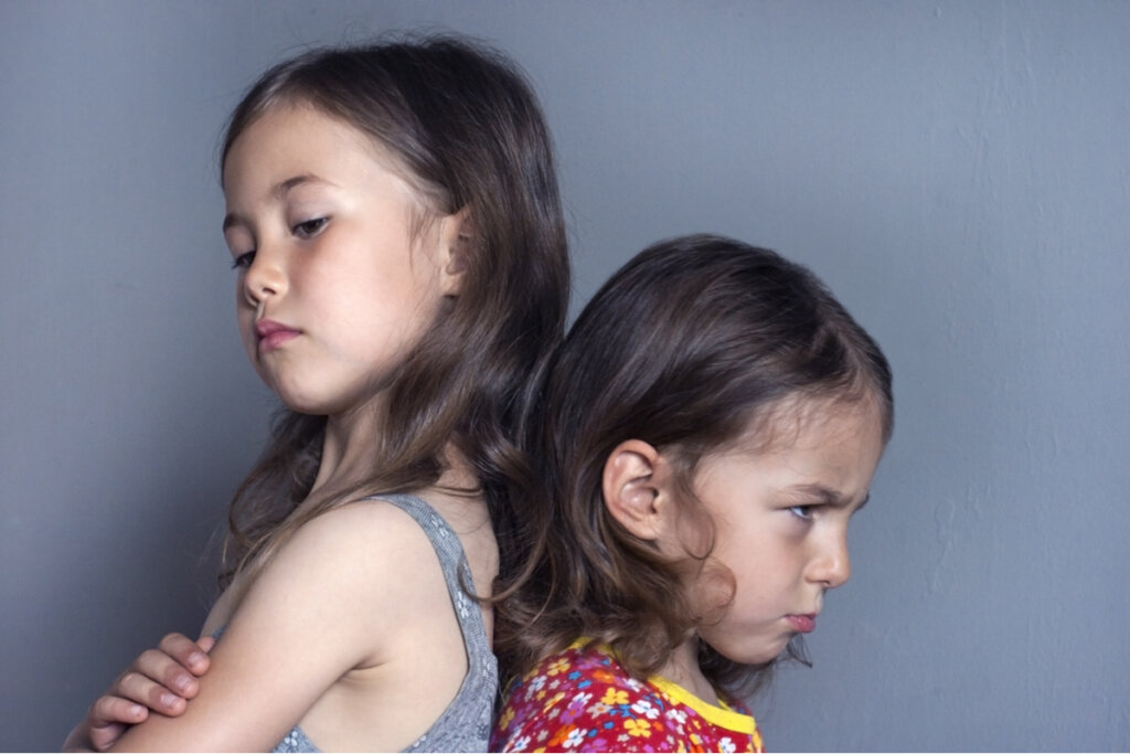 Trabajar los celos infantiles: ¿qué puede pasar si no se hace?