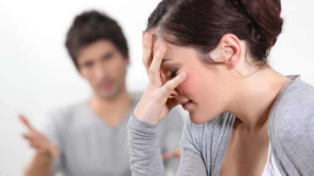 Mi pareja es celosa ¿qué puedo hacer?