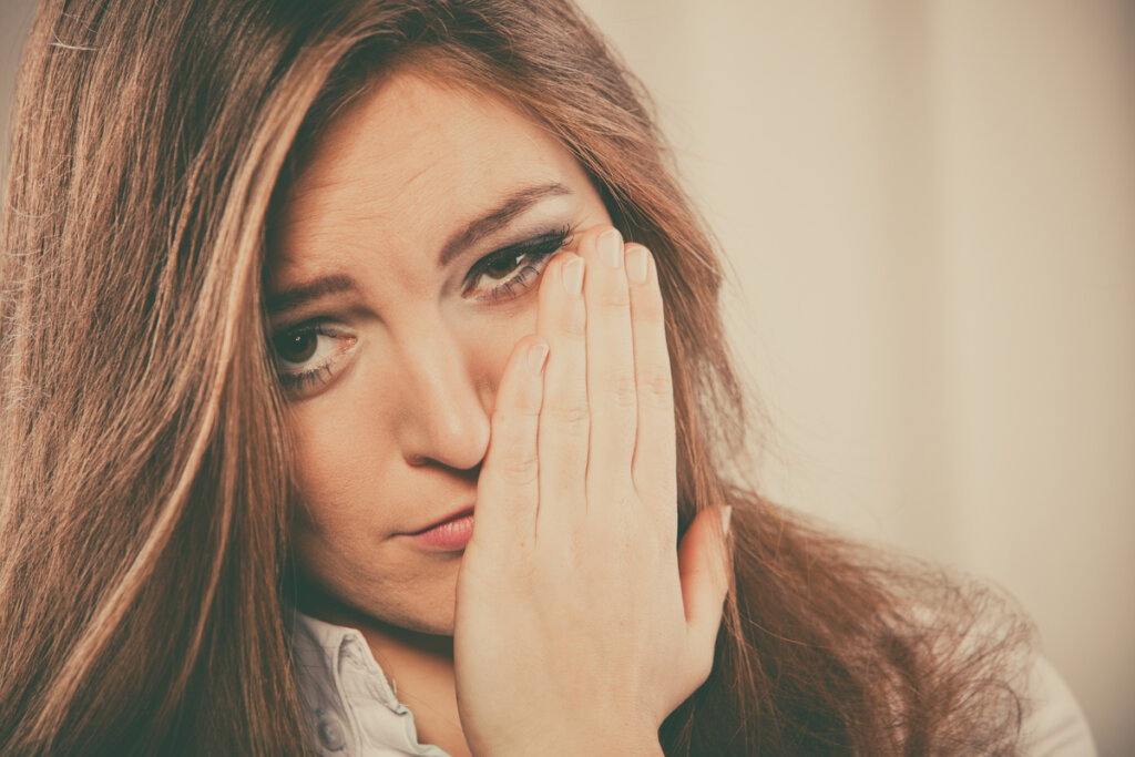 Femme épuisée par le stress