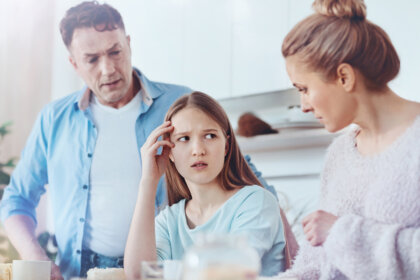 Familias sobreprotectoras sin muestras de cariño