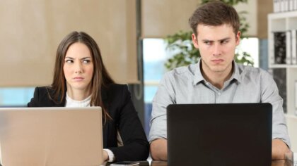 ¿Cómo lidiar con un compañero de trabajo incompetente?