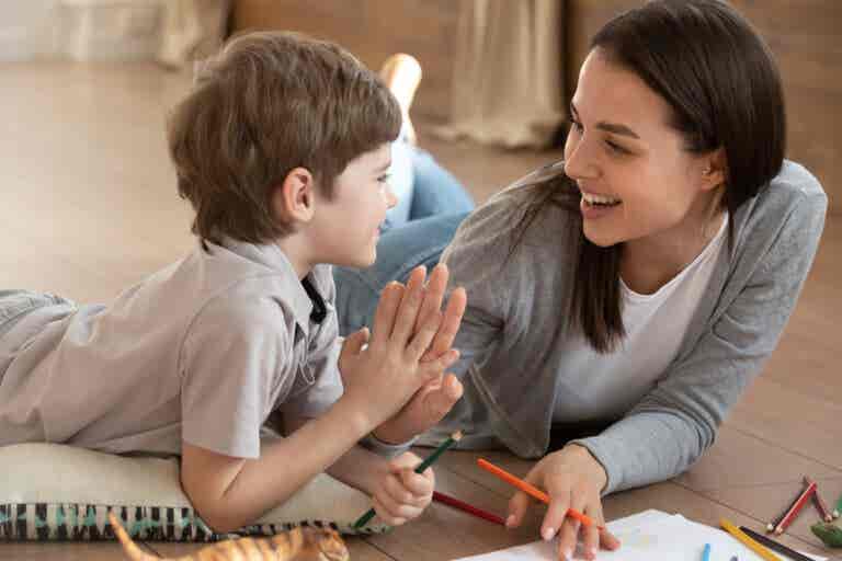 En el desarrollo cognitivo pesa más el nivel académico de la madre y el trabajo del padre