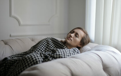 Últimamente solo quiero dormir: posibles causas y qué hacer