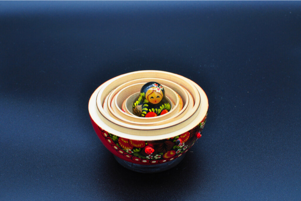 Muñecas rusas abiertas
