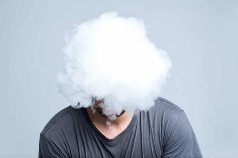 Síntomas de la niebla mental (brain fog) que debes conocer