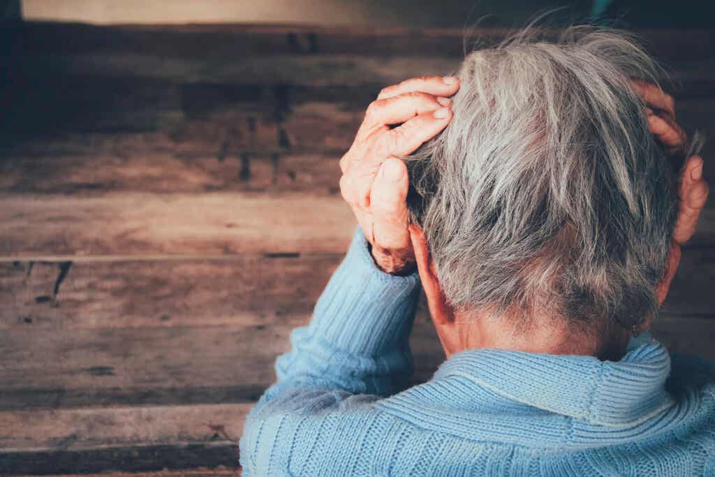 Alzheimers och demens har vissa likheter