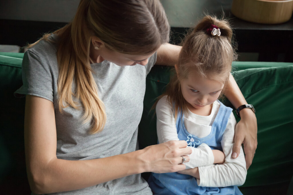 Moeder onderhandelt met haar dochter