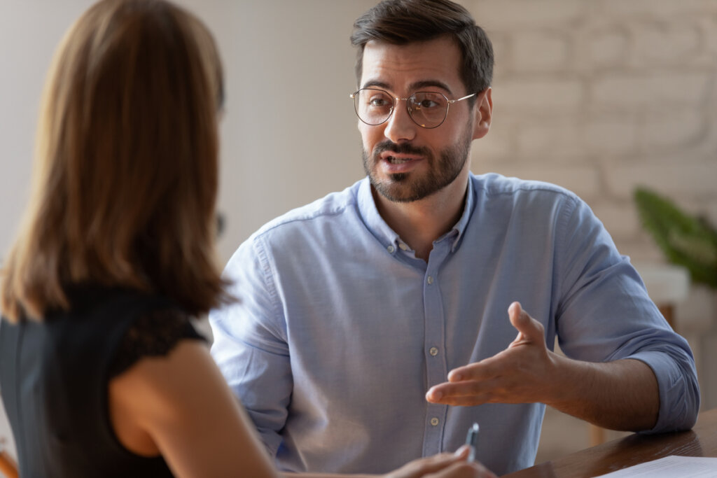 Man talking to his co-worker